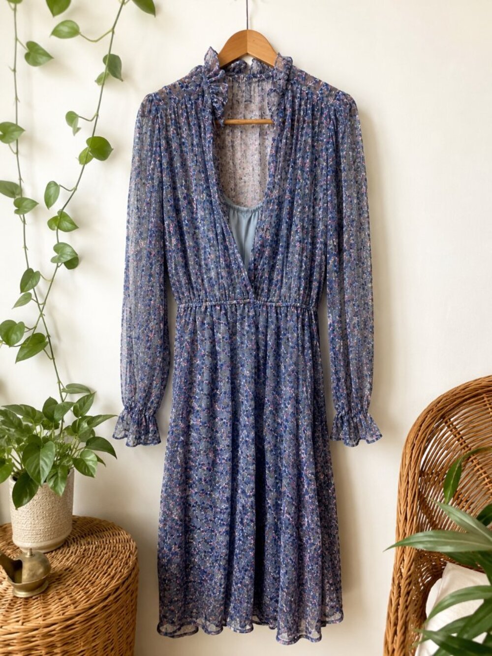 Blue Floral Long-Sleeve Midi Dress